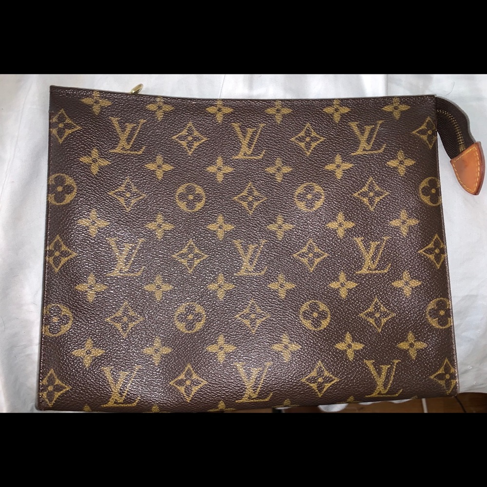 Louis Vuitton Toiletry Pouch 26